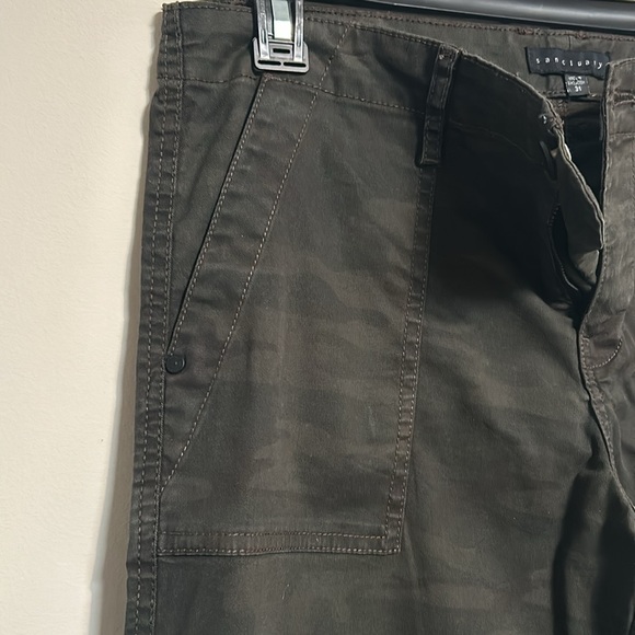 Camo Cargo Pants - Picture 3 of 5